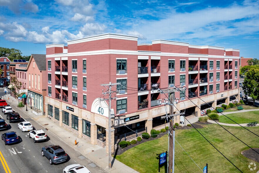 40 Peconic Ave, Riverhead, NY for sale - Primary Photo - Image 1 of 1