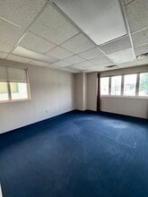 303 Market St, Kingston, PA for lease Interior Photo- Image 2 of 5