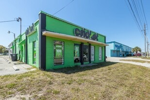 2578 Fowler St, Fort Myers FL - Loft