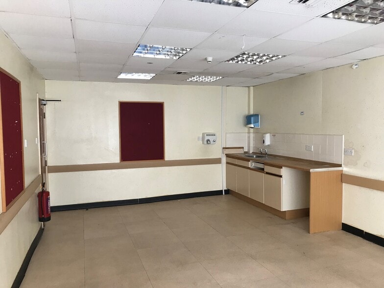 70-78 Lowther St, Carlisle for lease - Building Photo - Image 3 of 5