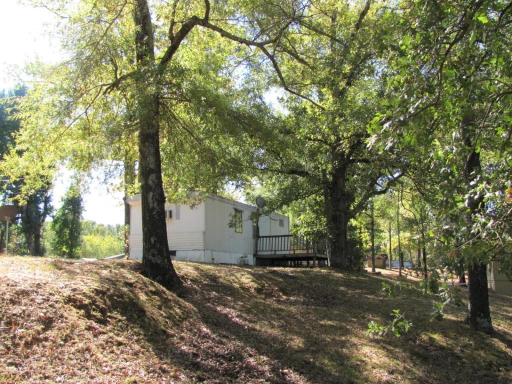 400 Lucky Landing Rd, Atkins, AR 72823