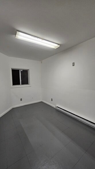 105 Cedar Brook Rd, Sicklerville, NJ for lease - Building Photo - Image 3 of 10