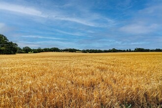 203 Toms Ln, Kings Langley, HRT - AERIAL  map view - Image1