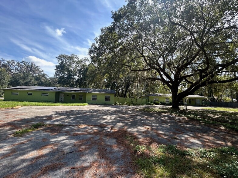 4127 NW 34th St, Gainesville, FL for sale - Building Photo - Image 2 of 6