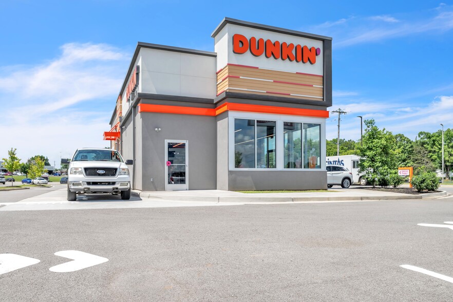 Dunkin', Madisonville, TN for sale - Building Photo - Image 1 of 9