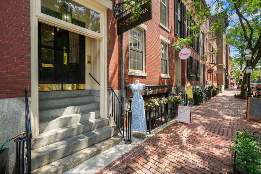 131 Charles St, Boston, MA for sale - Building Photo - Image 3 of 38