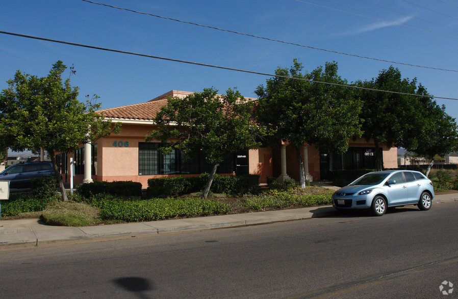 406 16th St, Ramona, CA for lease - Primary Photo - Image 1 of 2