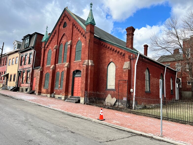 2035-2037 Forbes Ave, Pittsburgh, PA for sale - Building Photo - Image 2 of 14