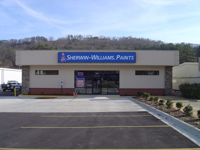 2018 Rainbow Dr, Gadsden, AL 35901