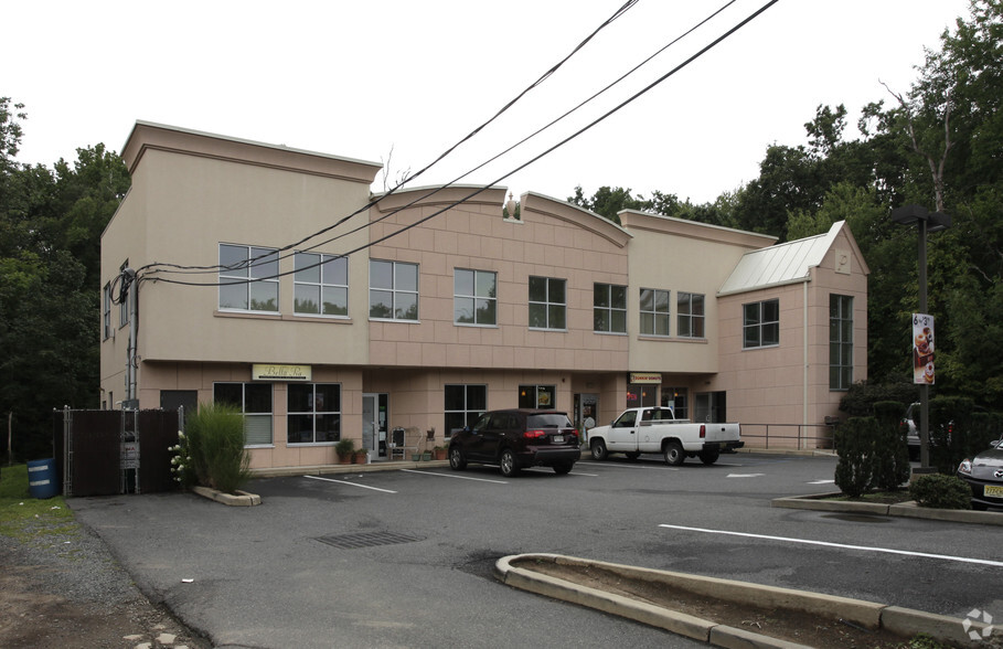 85 Eagle Rock Ave, East Hanover, NJ for lease - Building Photo - Image 3 of 3