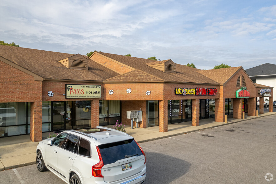 11900-11920 Montgomery Rd, Cincinnati, OH for lease - Primary Photo - Image 1 of 12