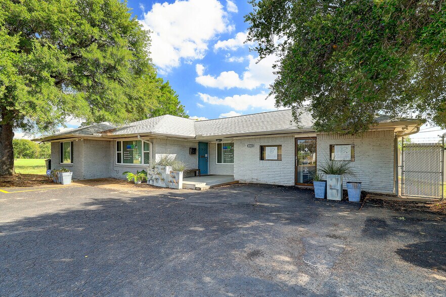 4103 S Main St, Stafford, TX for sale - Building Photo - Image 1 of 1