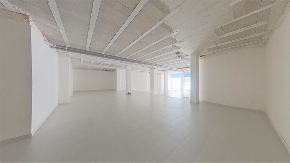 Retail in Inca for sale - Building Photo - Image 1 of 16