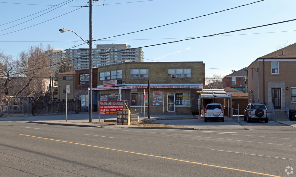 777 Danforth Rd, Toronto, ON for sale - Primary Photo - Image 1 of 2