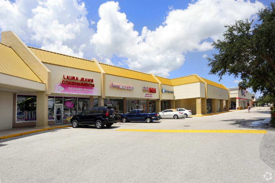 3660-3830 S Tuttle Ave, Sarasota, FL for sale - Building Photo - Image 1 of 1