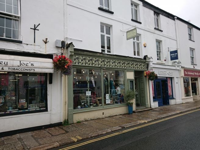 8 Brook St, Tavistock for sale - Primary Photo - Image 1 of 1