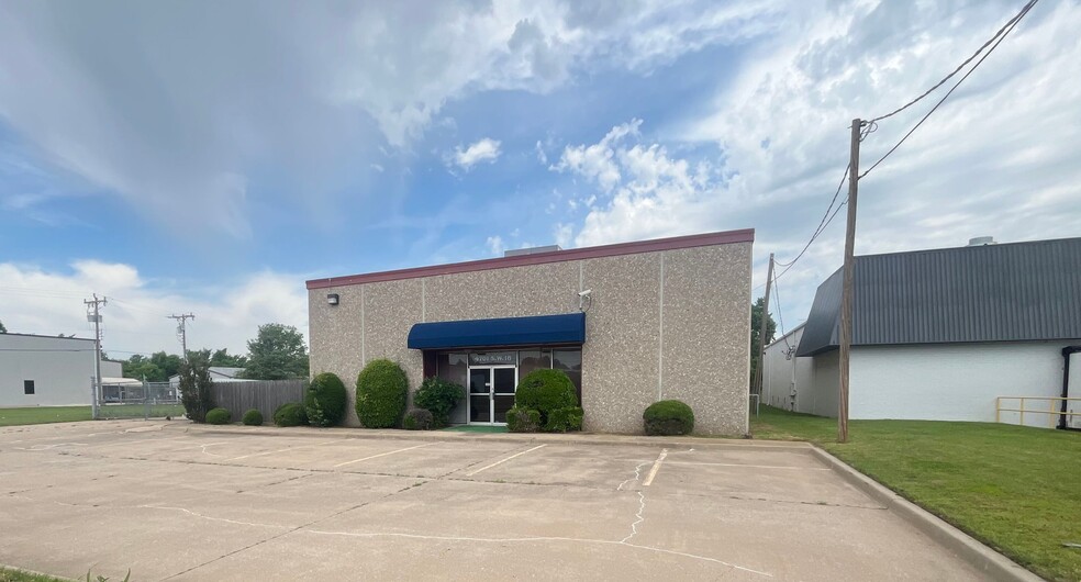 4701 SW 18th St, Oklahoma City, OK for lease - Building Photo - Image 1 of 8