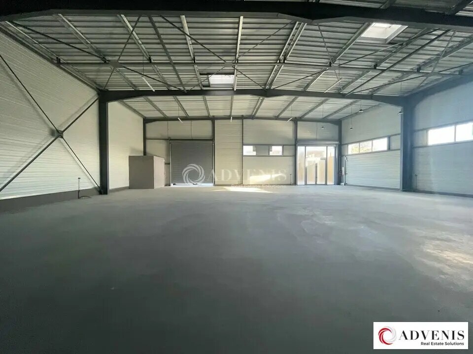 Flex in Tresses for lease Interior Photo- Image 1 of 4