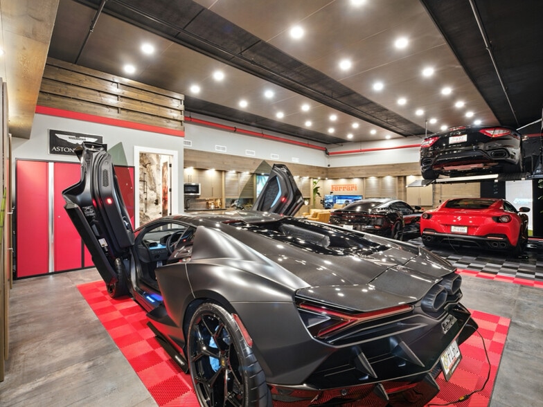 994 N Barfield Dr, Marco Island, FL for sale - Building Photo - Image 1 of 30