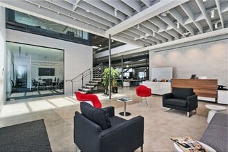 2236 S Barrington Ave, Los Angeles, CA for lease Building Photo- Image 1 of 14