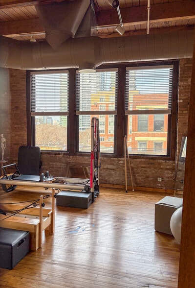 661 W Lake St, Chicago, IL for lease - Interior Photo - Image 3 of 11