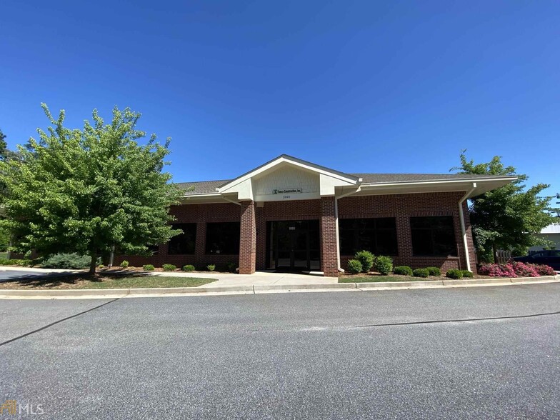 1040 Sullivan Rd, Newnan, GA for sale - Building Photo - Image 1 of 1