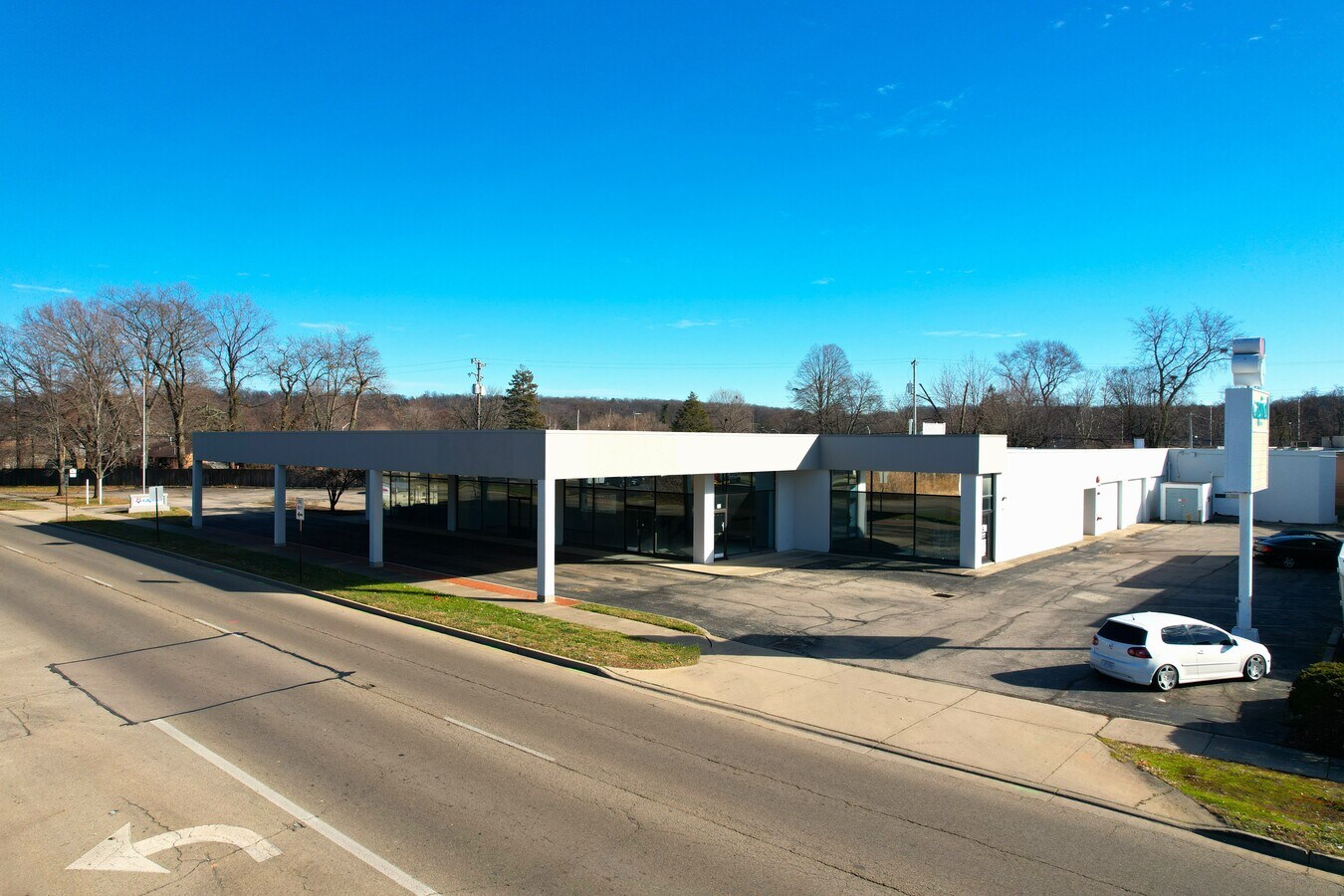 39503970 S Dixie Dr, Dayton, OH 45439 Office/Retail for Lease