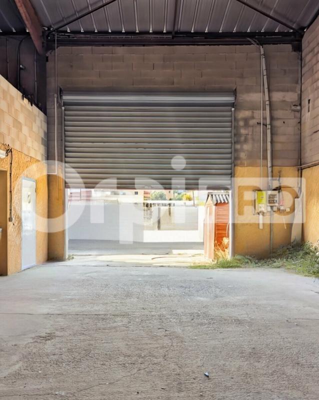 Flex in Agde for lease Building Photo- Image 1 of 8