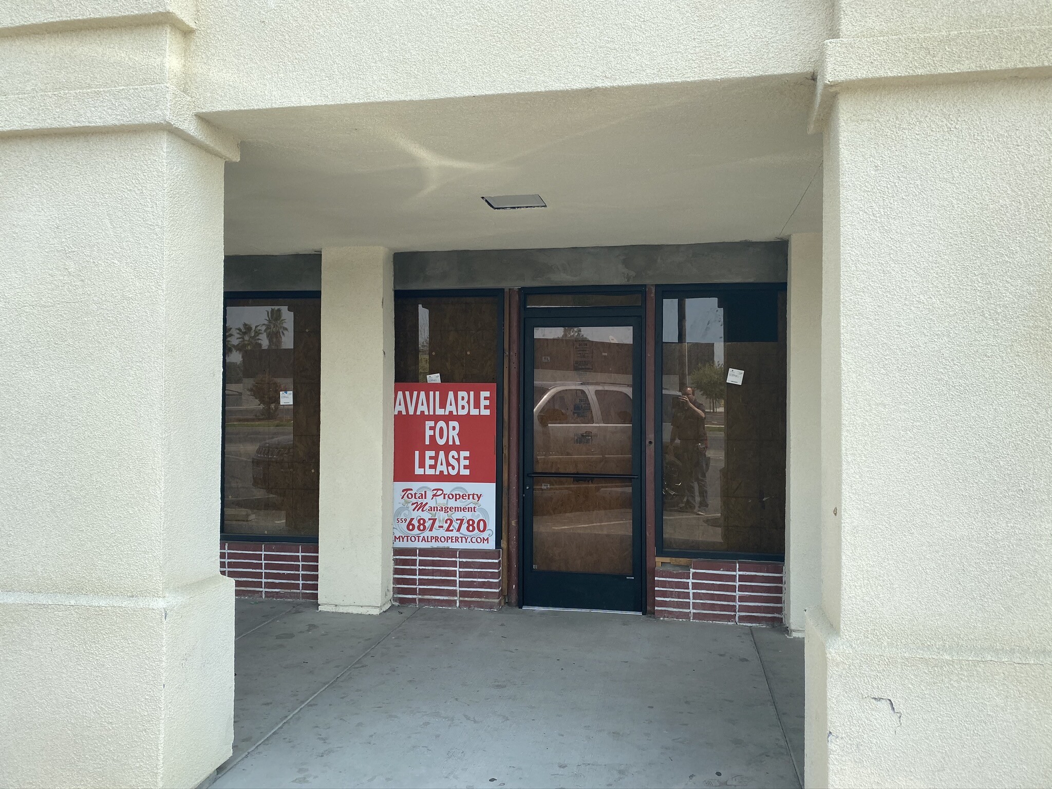 1811 Dairy Ave, Corcoran, CA for sale Primary Photo- Image 1 of 1