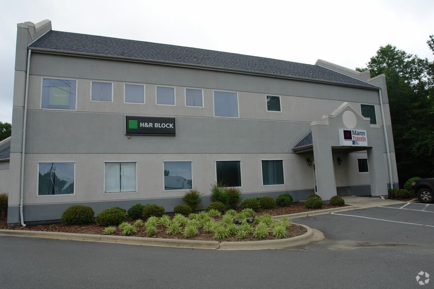 1774 W Roosevelt Blvd, Monroe, NC for lease - Primary Photo - Image 1 of 7