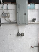 400-490 SE 11th Ave, Hialeah, FL for lease Interior Photo- Image 2 of 4