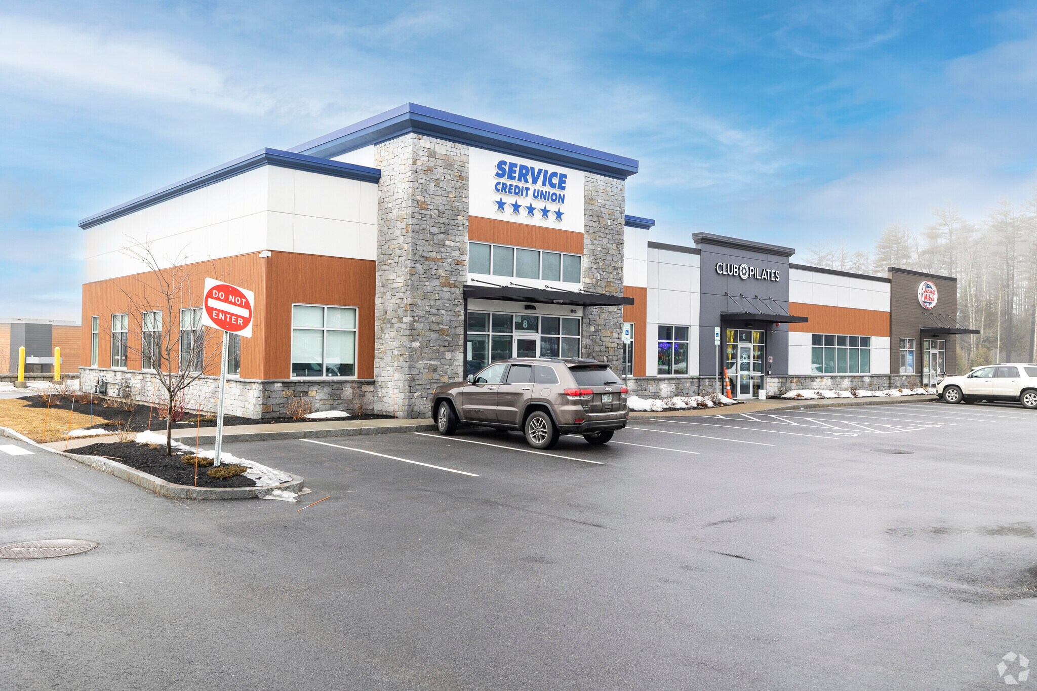 17 Whitney Rd, Concord, NH for sale Primary Photo- Image 1 of 1