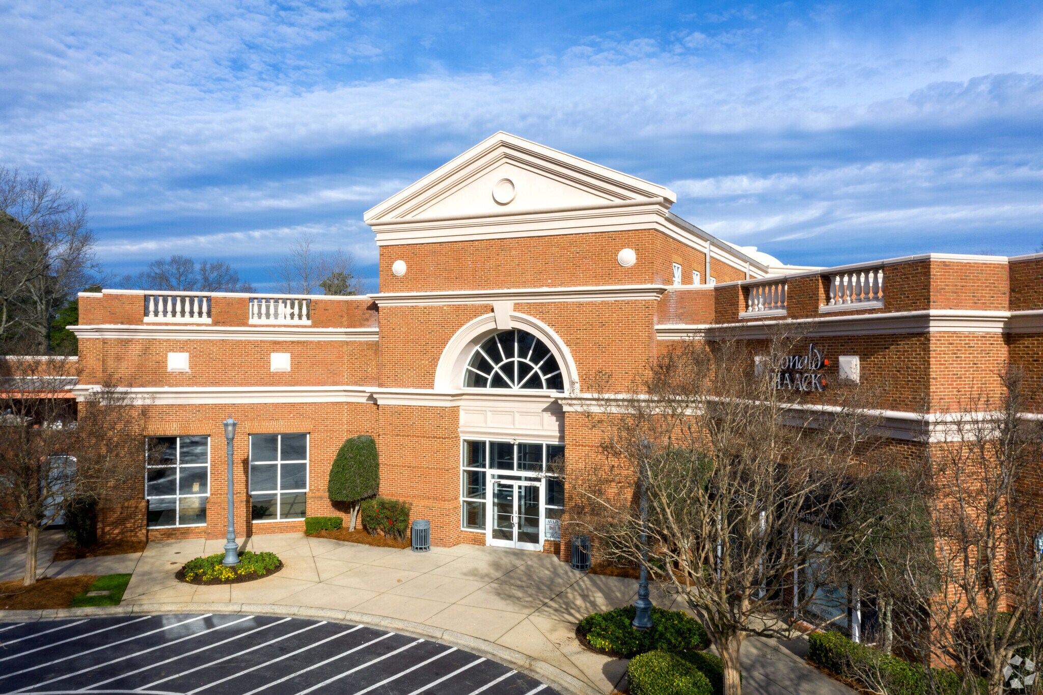 3908 Colony Rd, Charlotte, NC 28211 Morrocroft Village