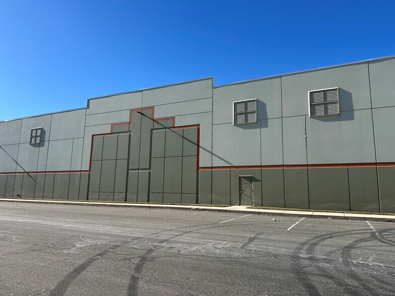 1940 S 4650 W, Salt Lake City, UT for lease - Building Photo - Image 1 of 5