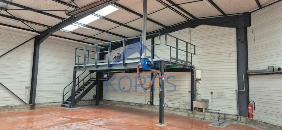 Flex in Arnas for lease - Interior Photo - Image 3 of 4