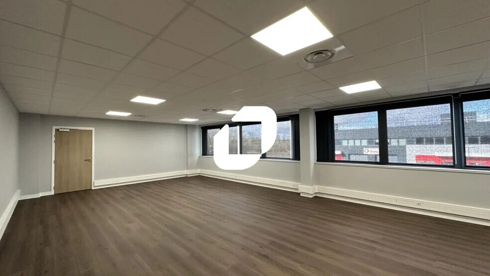 Office in Bernolsheim for lease - Interior Photo - Image 2 of 7