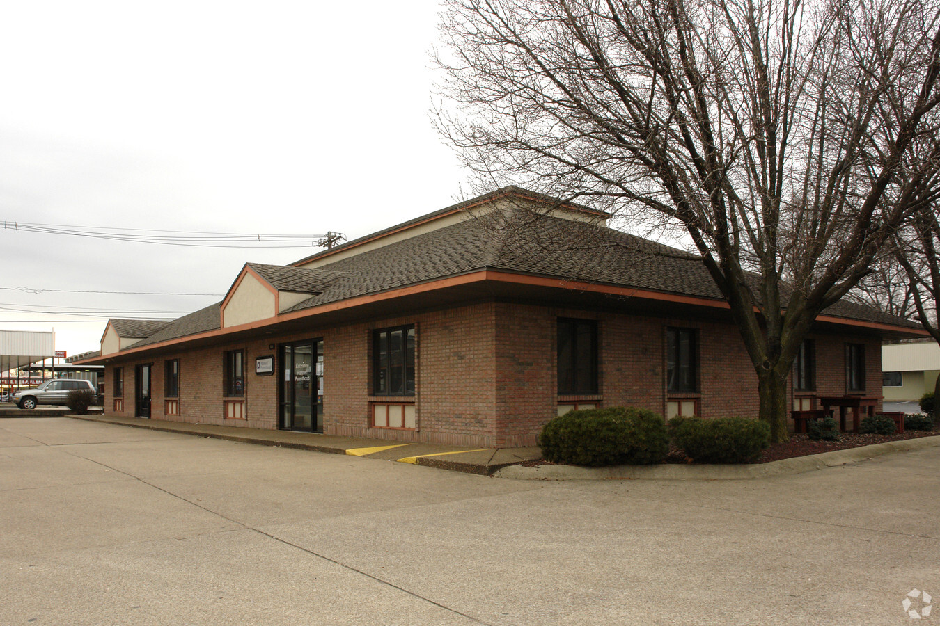 125 N Weinbach Ave, Evansville, IN 47711 | LoopNet