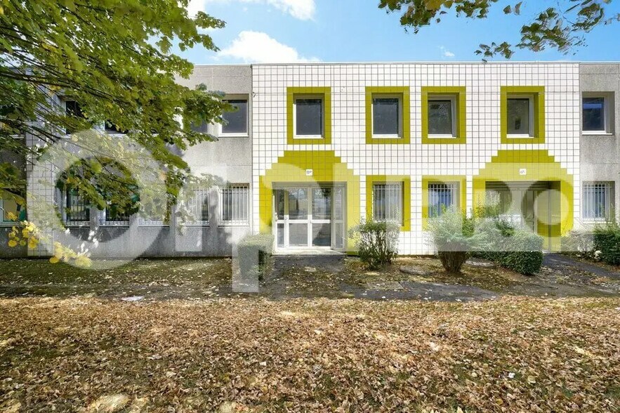 Flex in Lognes for lease - Building Photo - Image 3 of 12