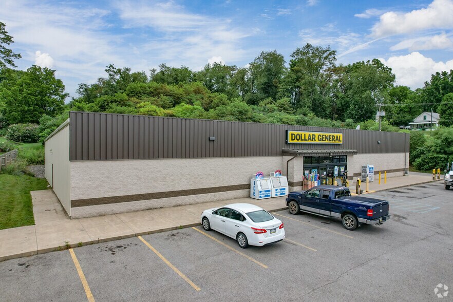 7425 Big Beaver Blvd, Wampum, PA 16157