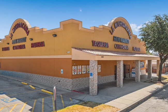 More details for 2420 N Fitzhugh Ave, Dallas, TX - Retail for Lease