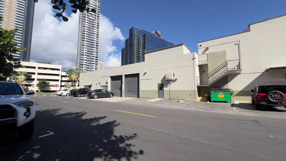 729 Emily St, Honolulu, HI for lease - Building Photo - Image 3 of 7