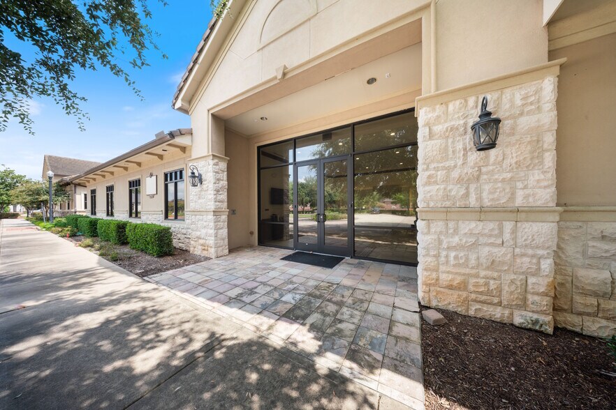 4610 Riverstone Blvd, Missouri City, TX for lease - Building Photo - Image 2 of 39