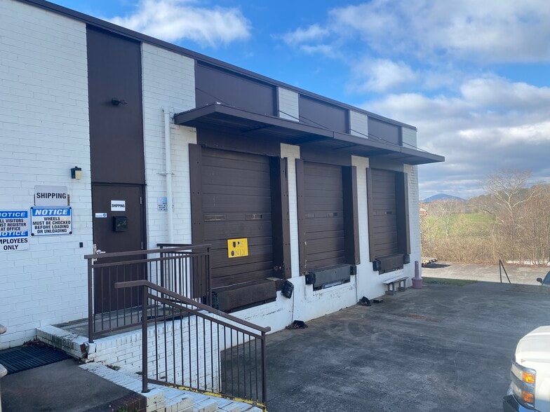 158 Holly St, Jasper, GA for lease - Building Photo - Image 2 of 16