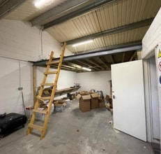 St Andrews Way, Livingston for lease Interior Photo- Image 1 of 3