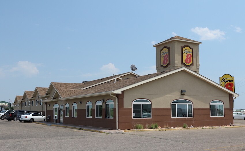 2202 Delta Dr, Scottsbluff, NE for sale - Primary Photo - Image 1 of 1