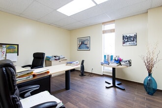 5025 Rue Sherbrooke O, Westmount, QC for lease Interior Photo- Image 2 of 6