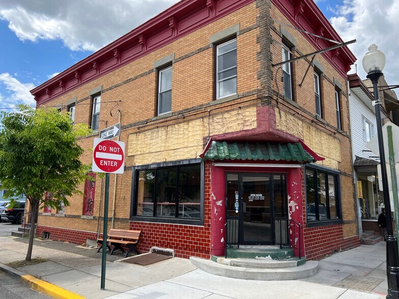 141 Front St, Secaucus, NJ for sale - Primary Photo - Image 1 of 1