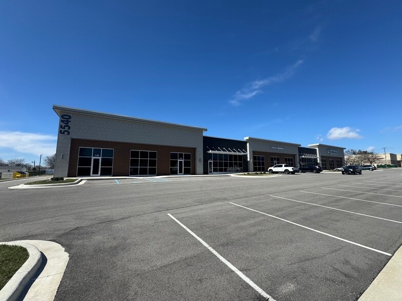 5540 S East St, Indianapolis, IN for lease - Building Photo - Image 2 of 8