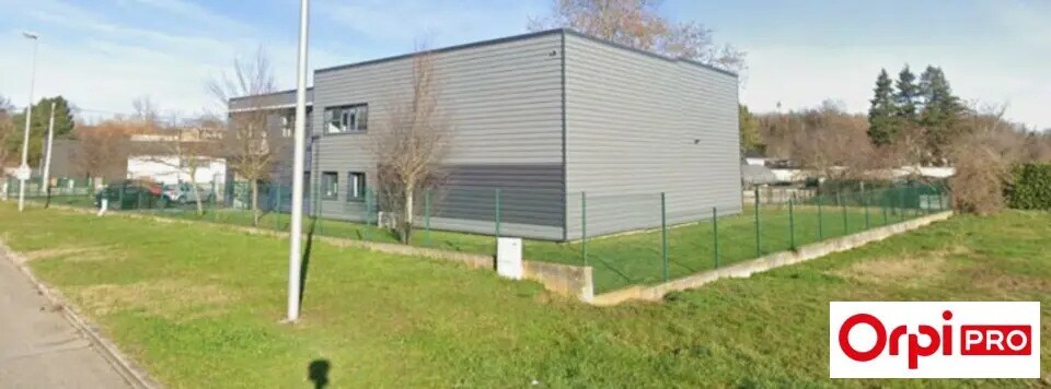 Flex in Grenay for lease Building Photo- Image 1 of 6