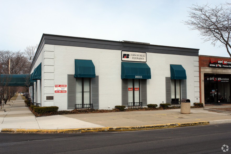 20311 Mack Ave, Grosse Pointe, MI for lease - Primary Photo - Image 1 of 11